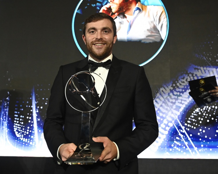 开云娱乐-马卡：皮克创办的国王联赛邀请了罗马诺报道转会消息